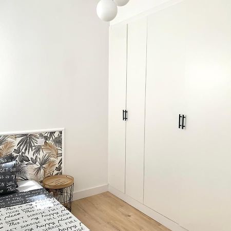 Piso Recien Reformado, Junto A Gran Via Apartment Madrid Exterior photo